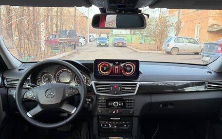 Mercedes-Benz E-Класс, 2009 год, 1 300 000 рублей, 6 фотография