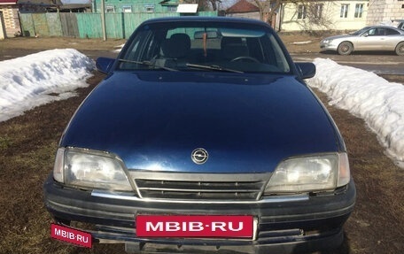 Opel Omega A, 1991 год, 80 000 рублей, 6 фотография