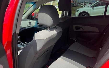 Chevrolet Cruze II, 2009 год, 670 000 рублей, 9 фотография