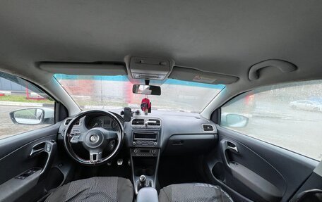 Volkswagen Polo VI (EU Market), 2011 год, 349 000 рублей, 6 фотография
