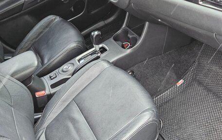 Mitsubishi Outlander III рестайлинг 3, 2015 год, 1 700 000 рублей, 20 фотография