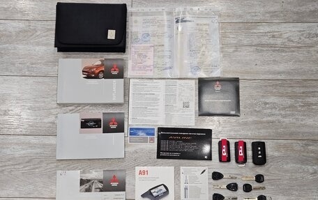 Mitsubishi Outlander III рестайлинг 3, 2015 год, 1 700 000 рублей, 22 фотография