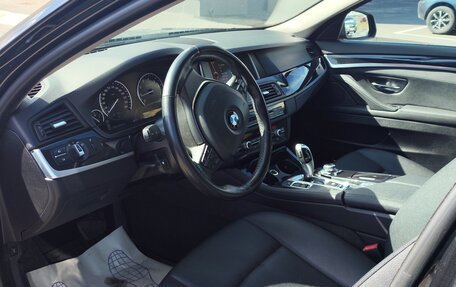 BMW 5 серия, 2014 год, 1 550 000 рублей, 6 фотография