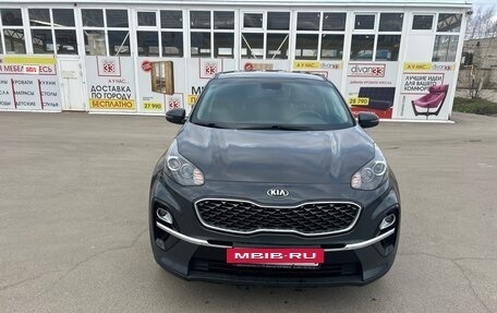KIA Sportage IV рестайлинг, 2018 год, 2 100 000 рублей, 2 фотография