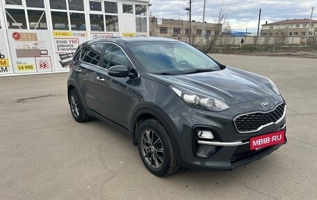 KIA Sportage IV рестайлинг, 2018 год, 2 100 000 рублей, 3 фотография