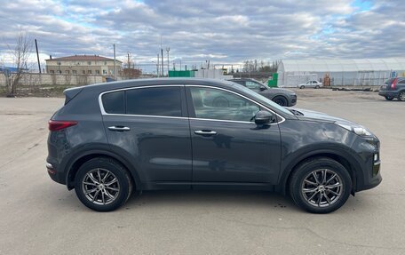 KIA Sportage IV рестайлинг, 2018 год, 2 100 000 рублей, 4 фотография