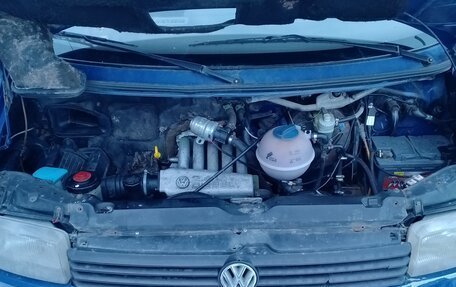 Volkswagen Caravelle T4, 1991 год, 600 000 рублей, 1 фотография