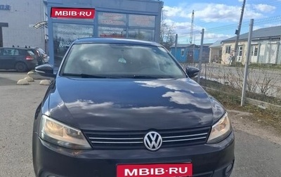 Volkswagen Jetta VI, 2013 год, 950 000 рублей, 1 фотография