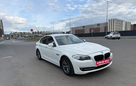 BMW 5 серия, 2012 год, 1 600 000 рублей, 2 фотография