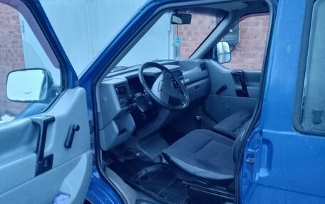 Volkswagen Caravelle T4, 1991 год, 600 000 рублей, 3 фотография