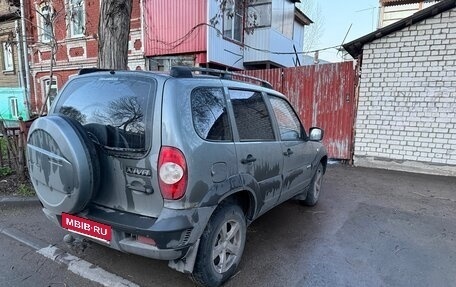 Chevrolet Niva I рестайлинг, 2013 год, 400 000 рублей, 3 фотография