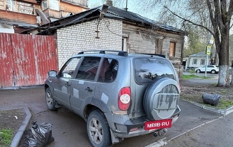Chevrolet Niva I рестайлинг, 2013 год, 400 000 рублей, 4 фотография