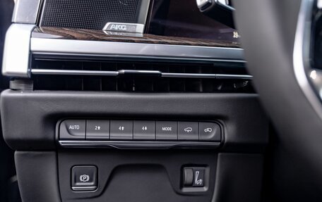 Cadillac Escalade V, 2024 год, 17 200 000 рублей, 23 фотография