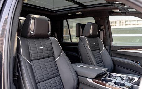 Cadillac Escalade V, 2024 год, 17 200 000 рублей, 30 фотография