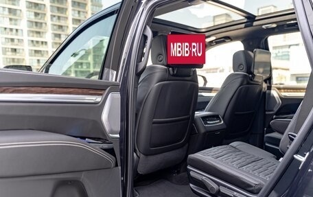 Cadillac Escalade V, 2024 год, 17 200 000 рублей, 24 фотография