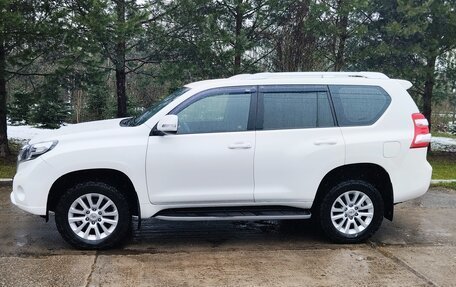 Toyota Land Cruiser Prado 150 рестайлинг 2, 2014 год, 3 300 000 рублей, 15 фотография