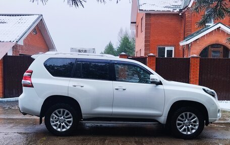 Toyota Land Cruiser Prado 150 рестайлинг 2, 2014 год, 3 300 000 рублей, 13 фотография