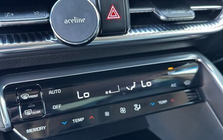 KIA K5, 2021 год, 2 320 000 рублей, 28 фотография