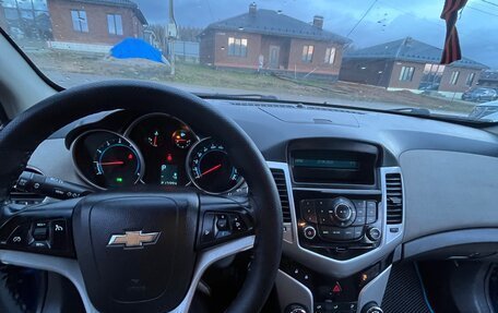 Chevrolet Cruze II, 2011 год, 570 000 рублей, 13 фотография