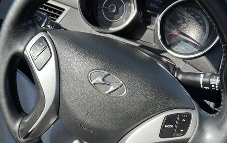 Hyundai Elantra V, 2012 год, 1 100 000 рублей, 10 фотография