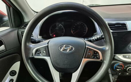 Hyundai Solaris II рестайлинг, 2013 год, 750 000 рублей, 11 фотография