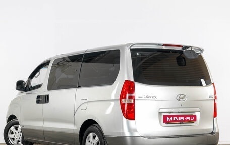 Hyundai Grand Starex Grand Starex I рестайлинг 2, 2008 год, 1 329 000 рублей, 5 фотография