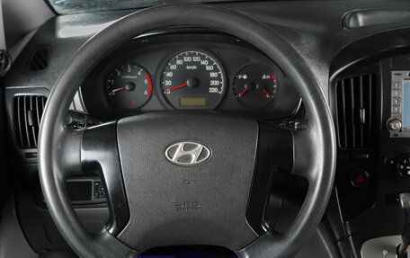 Hyundai Grand Starex Grand Starex I рестайлинг 2, 2008 год, 1 329 000 рублей, 14 фотография