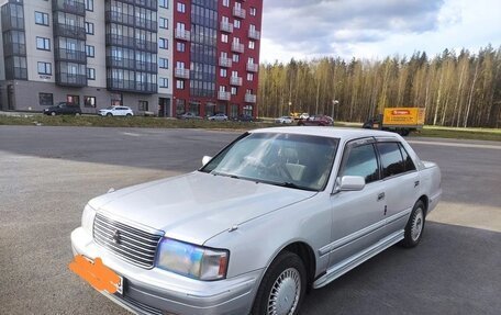 Toyota Crown, 1999 год, 700 000 рублей, 1 фотография