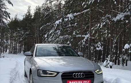 Audi A4, 2012 год, 960 000 рублей, 1 фотография