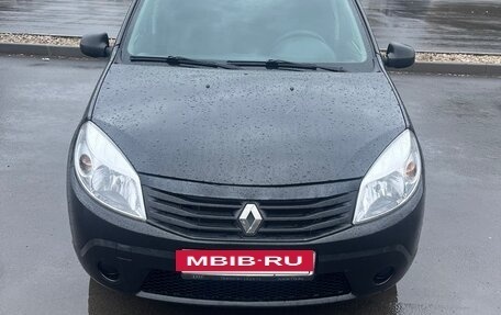 Renault Sandero I, 2013 год, 520 000 рублей, 2 фотография
