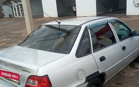 Daewoo Nexia I рестайлинг, 2010 год, 270 000 рублей, 4 фотография