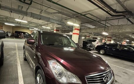 Infiniti QX50 I рестайлинг, 2014 год, 1 650 000 рублей, 4 фотография