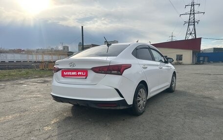 Hyundai Solaris II рестайлинг, 2021 год, 1 450 000 рублей, 4 фотография