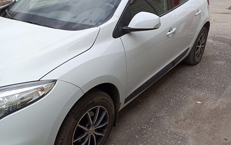 Renault Megane III, 2013 год, 800 000 рублей, 3 фотография