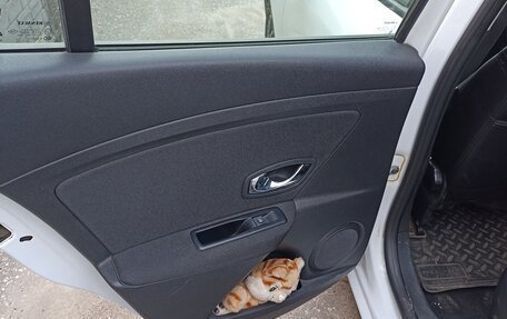 Renault Megane III, 2013 год, 800 000 рублей, 18 фотография