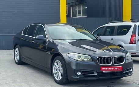BMW 5 серия, 2013 год, 1 640 000 рублей, 3 фотография