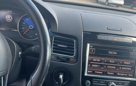 Volkswagen Touareg III, 2011 год, 850 000 рублей, 8 фотография