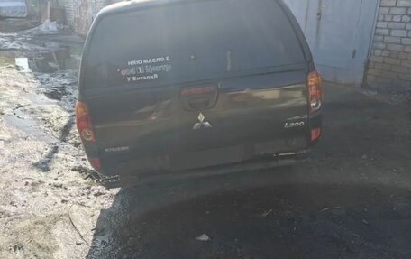 Mitsubishi L200 IV рестайлинг, 2011 год, 1 400 000 рублей, 2 фотография