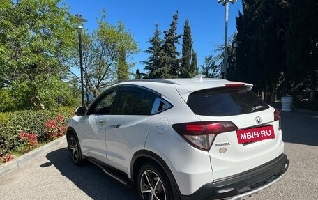 Honda Vezel, 2022 год, 2 670 000 рублей, 3 фотография