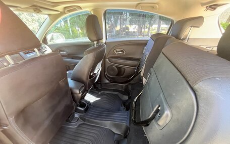 Honda Vezel, 2022 год, 2 670 000 рублей, 16 фотография