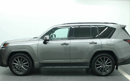 Lexus LX, 2023 год, 15 995 000 рублей, 13 фотография