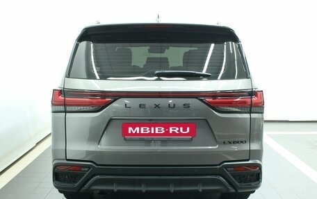 Lexus LX, 2023 год, 15 995 000 рублей, 12 фотография