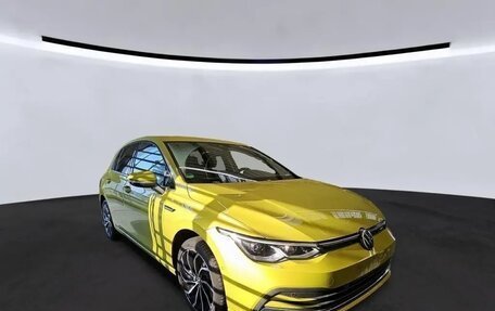 Volkswagen Golf VIII, 2022 год, 2 092 000 рублей, 3 фотография