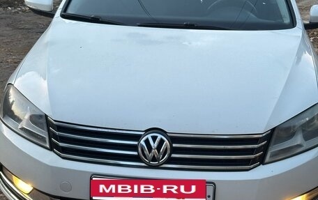 Volkswagen Passat B7, 2011 год, 800 000 рублей, 8 фотография
