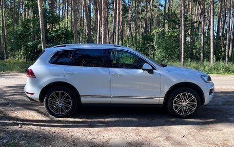 Volkswagen Touareg III, 2013 год, 3 000 000 рублей, 2 фотография