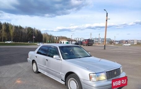 Toyota Crown, 1999 год, 700 000 рублей, 2 фотография