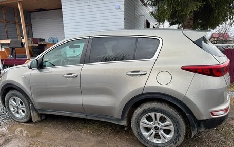 KIA Sportage IV рестайлинг, 2017 год, 1 640 000 рублей, 3 фотография