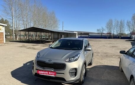 KIA Sportage IV рестайлинг, 2017 год, 1 640 000 рублей, 2 фотография