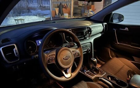 KIA Sportage IV рестайлинг, 2017 год, 1 640 000 рублей, 6 фотография