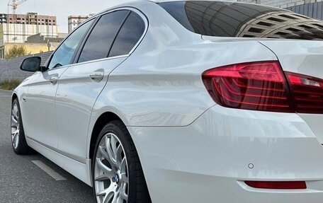 BMW 5 серия, 2014 год, 2 050 000 рублей, 3 фотография